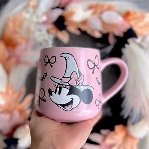 ✨NEW🖤Minnie Mouse Pink Halloween Witch Mug🎀